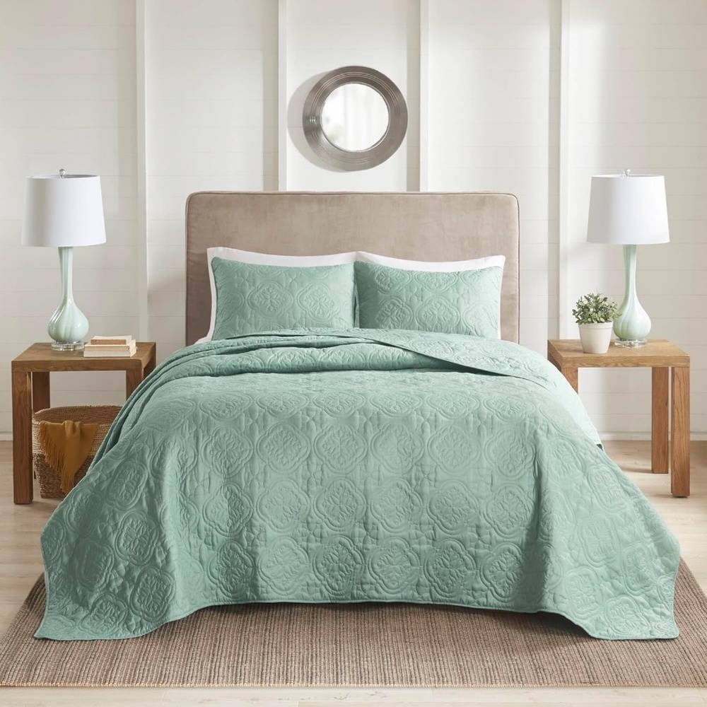 510 DESIGN Oakley Reversible Quilt Set - Luxe Stitching Design - Picture 9 of 10